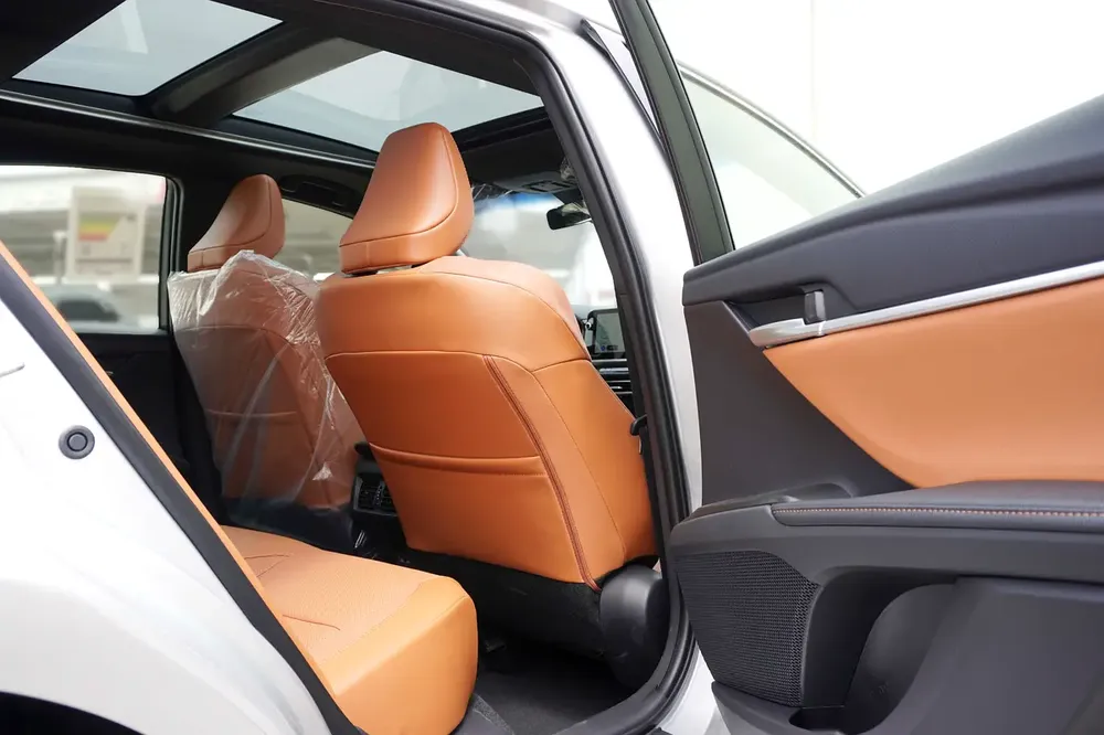 2025 MODEL TOYOTA-CAMRY 2.5L GLE - Image 12