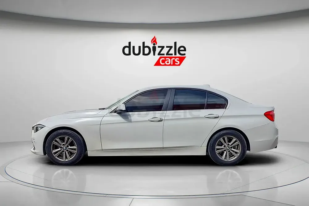AED 675/month | 2017 BMW 3-Series 318i | GCC Specs | Ref#448106 - Image 5