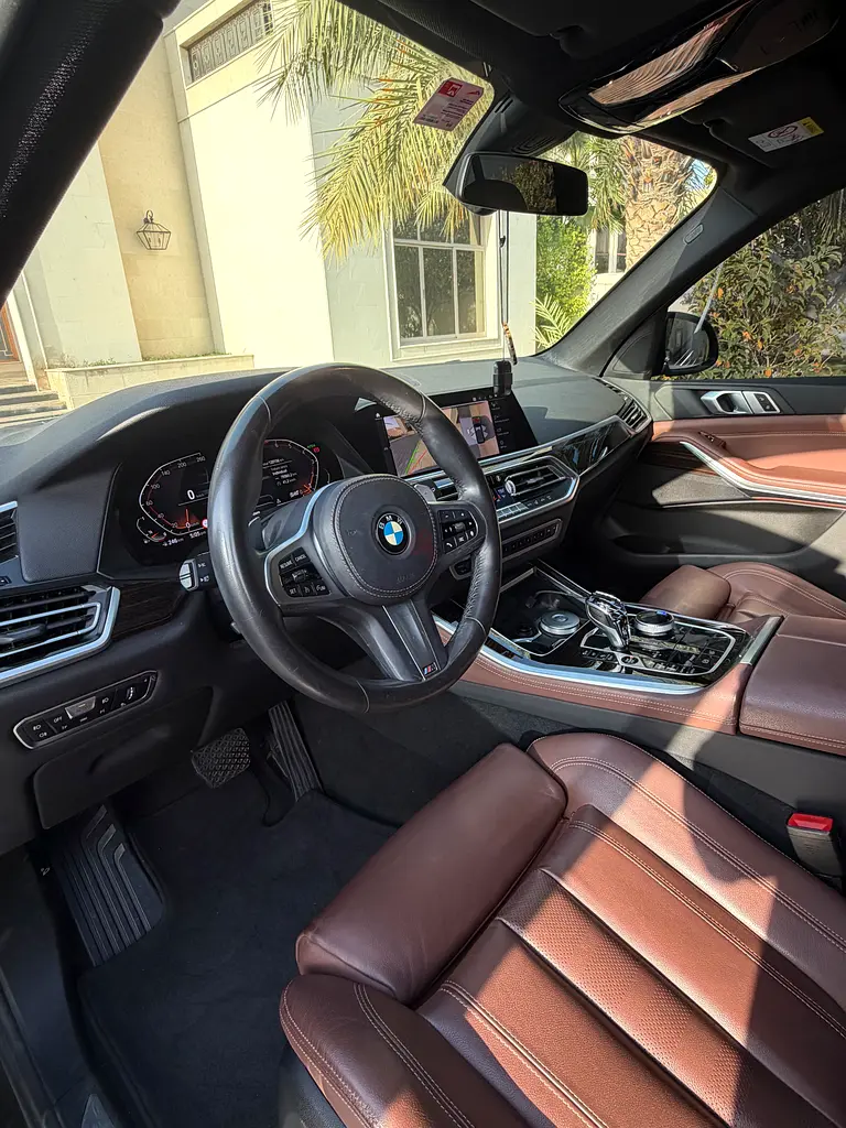 BMW X5 2020 x4.0i GCC specs (First owner AGMC) - Image 6