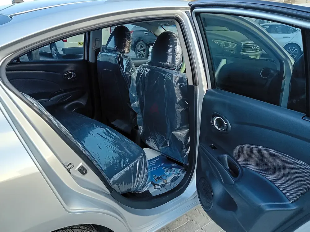 Nissan Sunny 1.6L Sv Versa single ownerUSA fully automatic excellent condition new tyre - Image 13