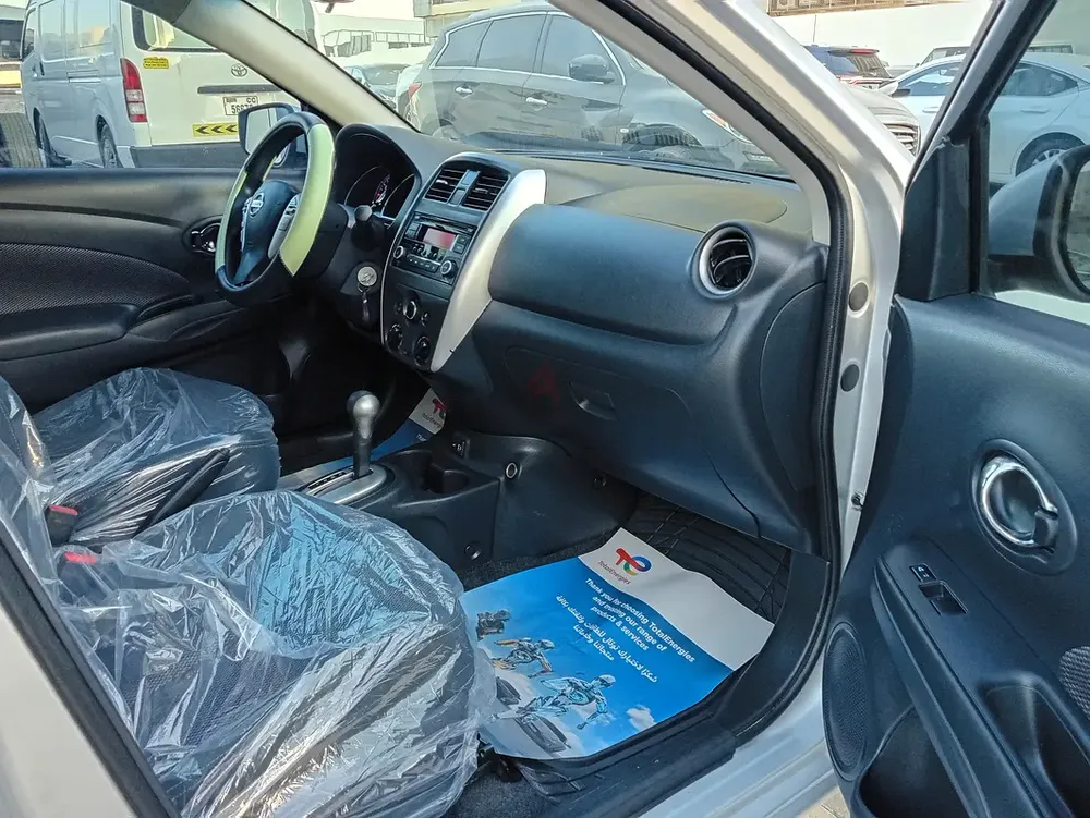 Nissan Sunny 1.6L Sv Versa single ownerUSA fully automatic excellent condition new tyre - Image 4