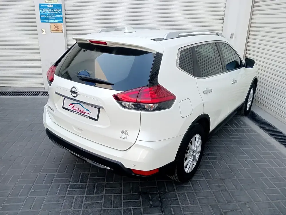 Nissan X-Trail SV 2022 GCC Specs - Warranty and Service history Excellent Condition - Image 10