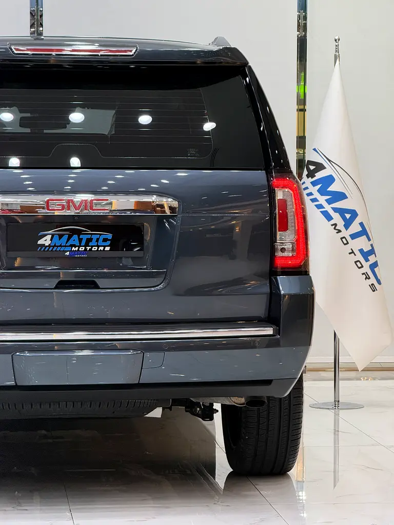GMC Yukon Denali - Image 7