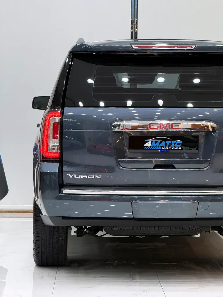 GMC Yukon Denali - Image 8