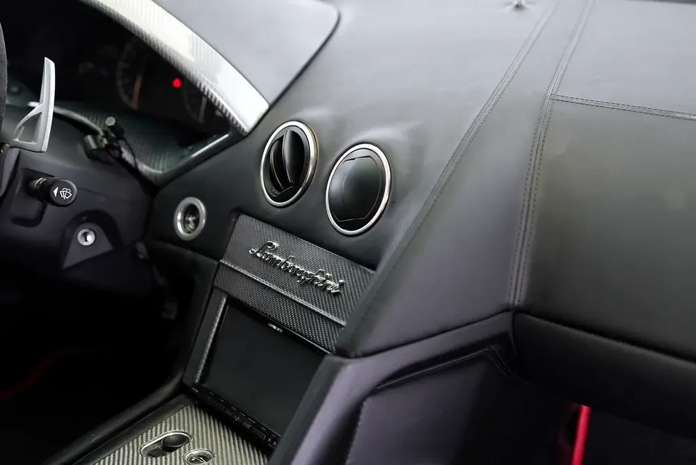 MURCIELAGO LP640 | DIAMOND STITCHED INTERIOR | BLACK/BLACK - Image 12