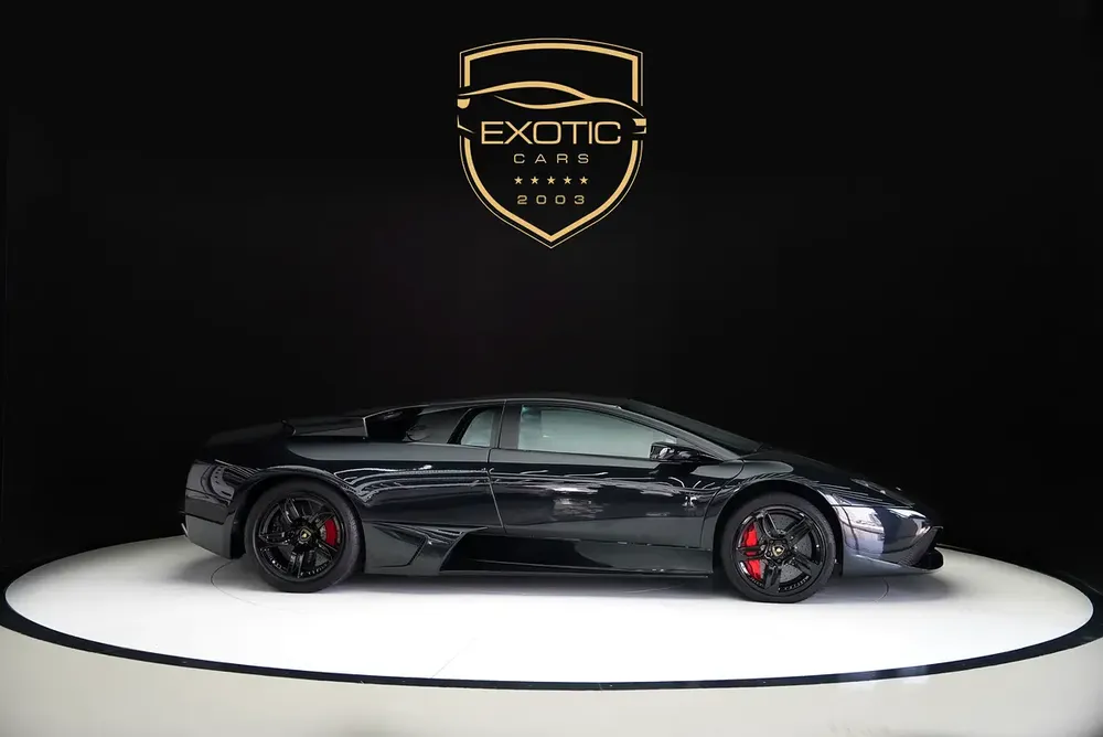 MURCIELAGO LP640 | DIAMOND STITCHED INTERIOR | BLACK/BLACK - Image 4