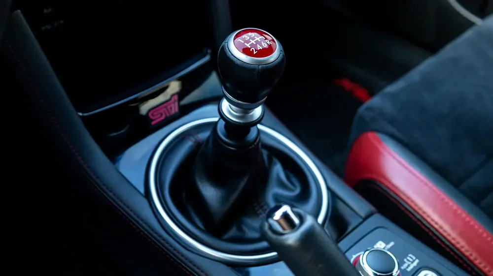 Subaru WRX STi 2020 GCC specs - Image 10