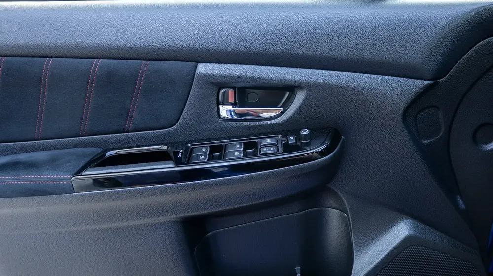 Subaru WRX STi 2020 GCC specs - Image 7