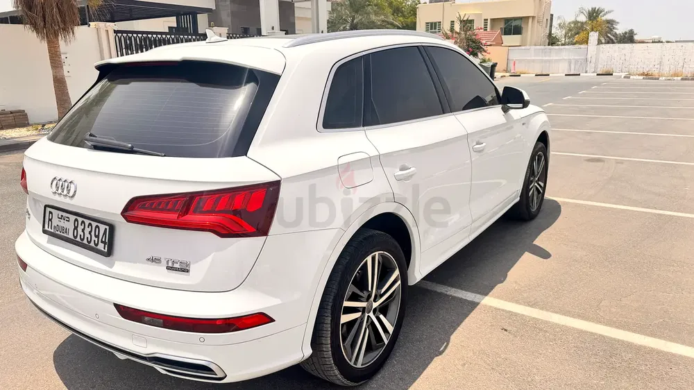 Audi Q5 45 TFSI Quattro S Line 2017 | GCC Specs | Low Mileage - Image 7