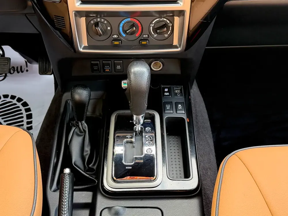 Nissan Patrol Safari 2021 GCC Specs Low Mileage - Image 14