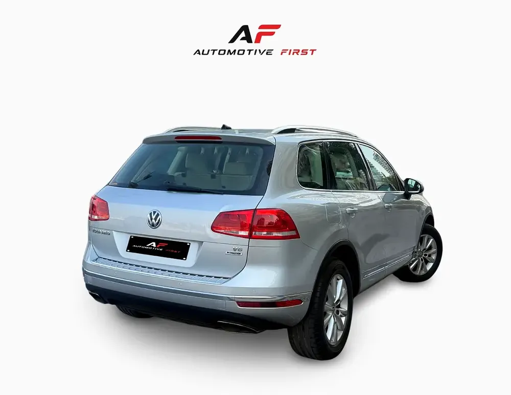 1 Year Warranty | 2015 Volkswagen Touareg SE - Image 11