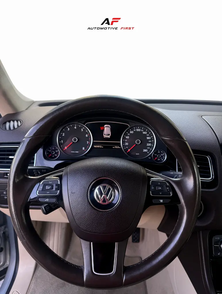 1 Year Warranty | 2015 Volkswagen Touareg SE - Image 6