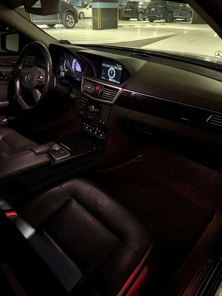Mercedes-Benz E 300 - 2011 - Japanese Specs - Image 12