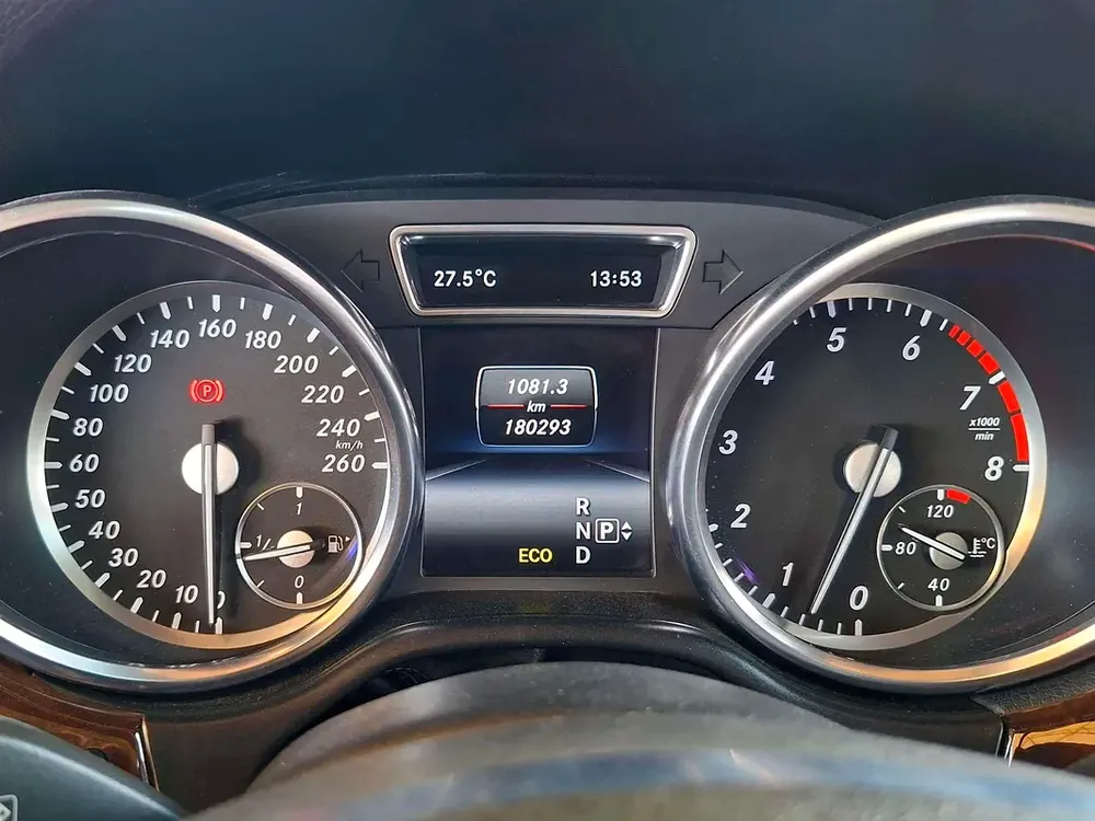 AED 3358/month | 2015 Mercedes-Benz M-Class ML 400 | GCC Specs | Ref#447256 - Image 16