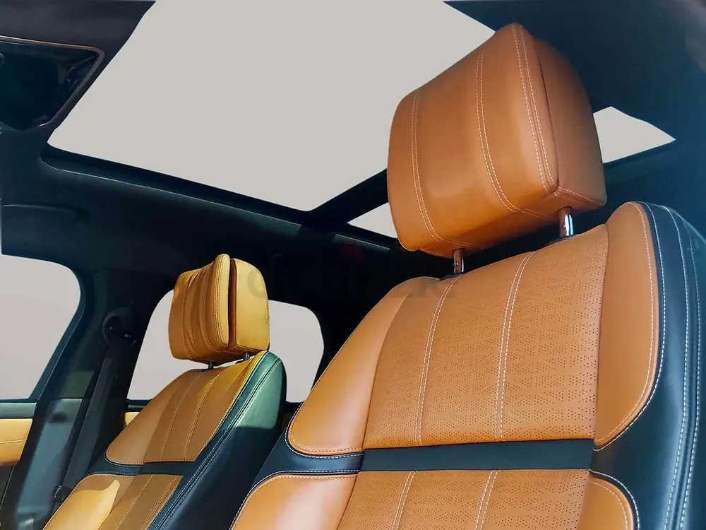 AED 1483/month | 2018 Land Rover Range Rover Velar R-Dynamic SE | GCC Specs | Ref#472860 - Image 10