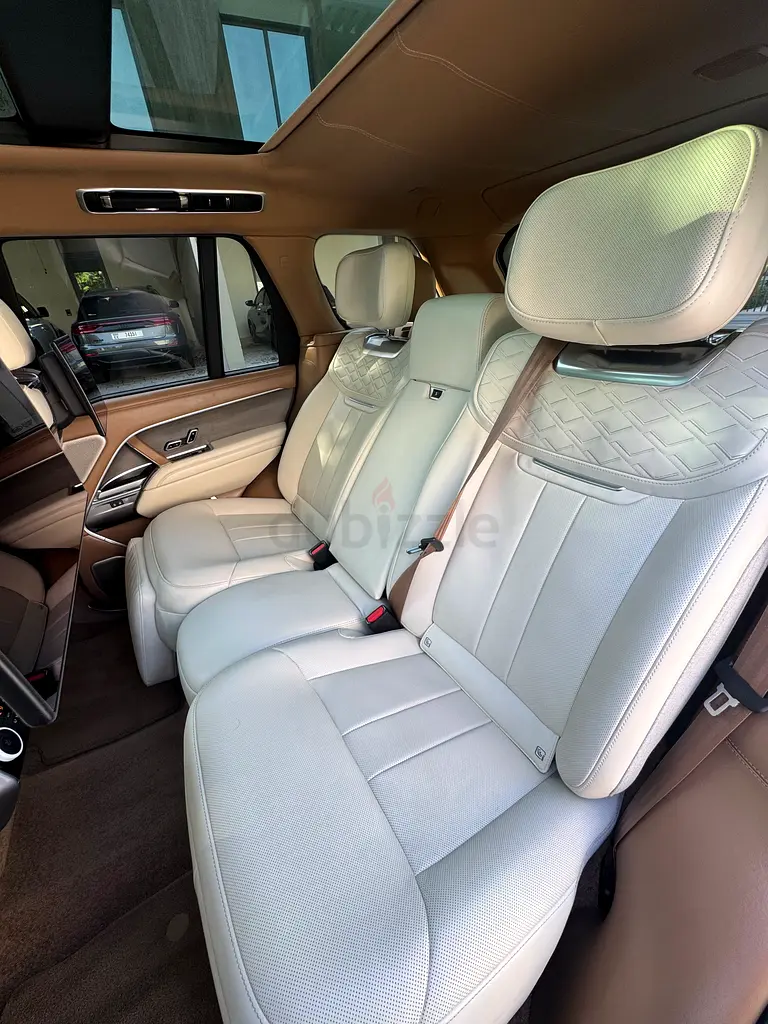 2023 Land Rover Range Rover SV | European Specs | Ultra Luxury - Image 11