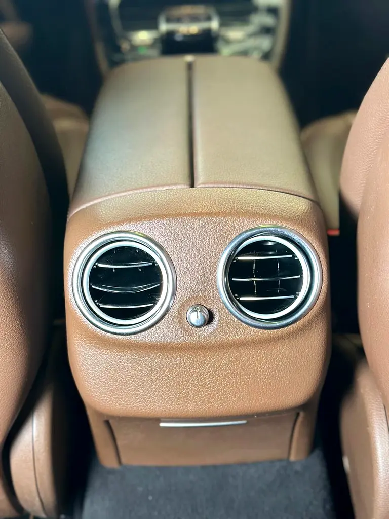 2019 Mercedes-Benz E-Class E 350 - GCC Specs - Pristine Condition - Image 15