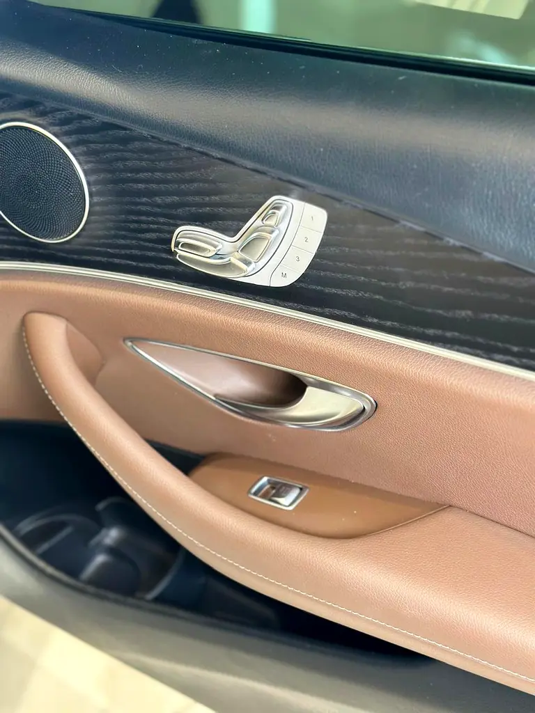 2019 Mercedes-Benz E-Class E 350 - GCC Specs - Pristine Condition - Image 16