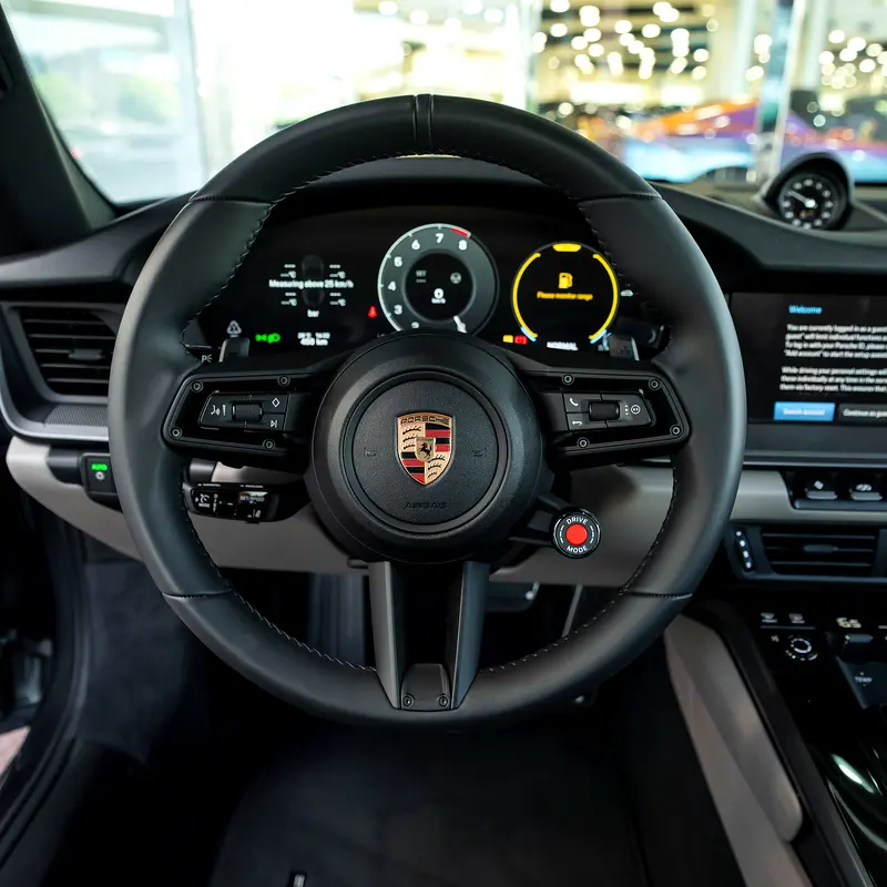 2025  PORSCHE  911 CARRERA  BRAND NEW - Image 5