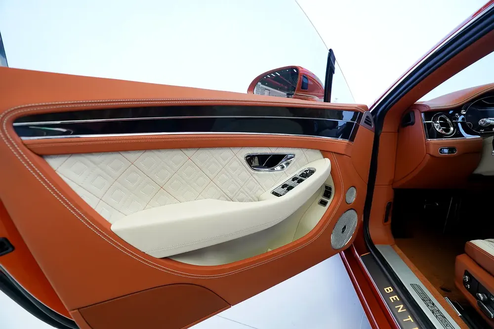 GT FIRST EDITION W12 | TWO TONE INTERIOR | ORANGE EXTERIOR | GCC - Image 6