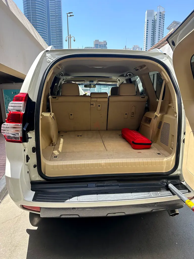 Toyota Prado GXR 4.0 Full Option | 2016 | Well Maintained | GCC Specs - Image 12