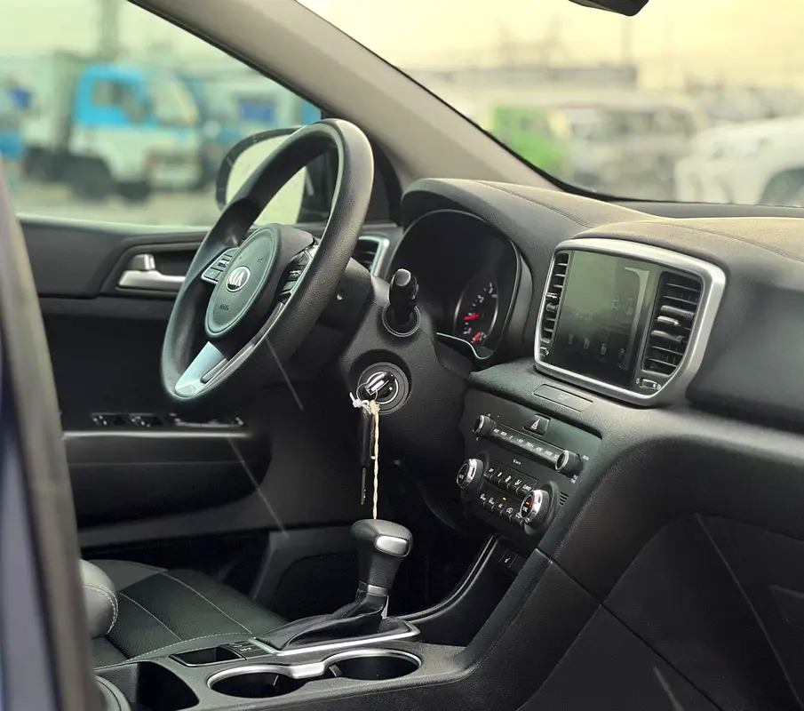 2020 Kia Sportage LX Mid - option - 2.4L V4 - AWD 4x4 - Rear Camera - Leather Seat - 2 keys - Image 10