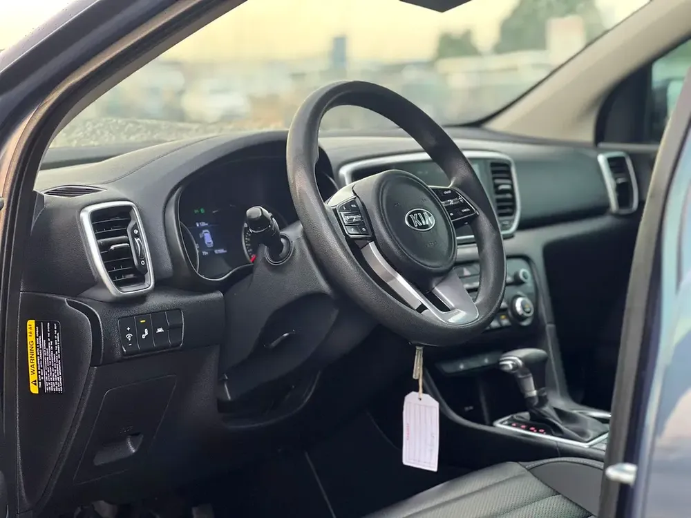 2020 Kia Sportage LX Mid - option - 2.4L V4 - AWD 4x4 - Rear Camera - Leather Seat - 2 keys - Image 13