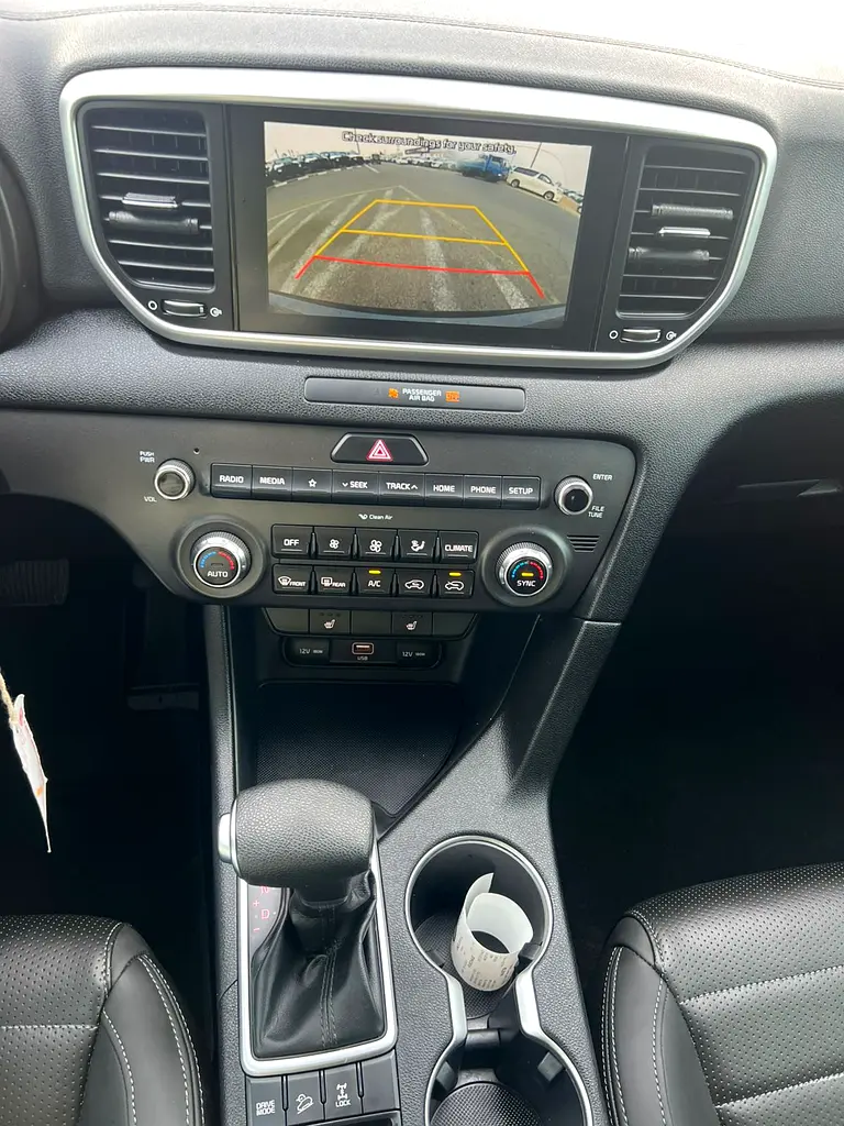 2020 Kia Sportage LX Mid - option - 2.4L V4 - AWD 4x4 - Rear Camera - Leather Seat - 2 keys - Image 14
