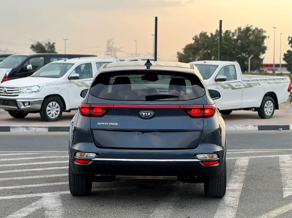 2020 Kia Sportage LX Mid - option - 2.4L V4 - AWD 4x4 - Rear Camera - Leather Seat - 2 keys - Image 5
