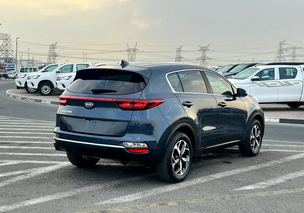 2020 Kia Sportage LX Mid - option - 2.4L V4 - AWD 4x4 - Rear Camera - Leather Seat - 2 keys - Image 6