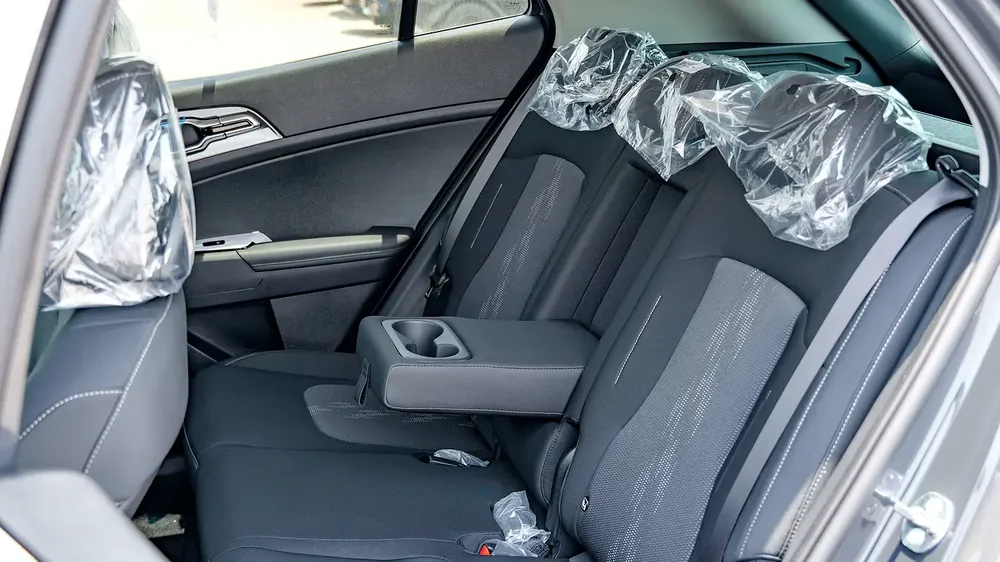 2025 Kia Sportage 1.6L Petrol AT with Panoramic Sunroof - Image 16