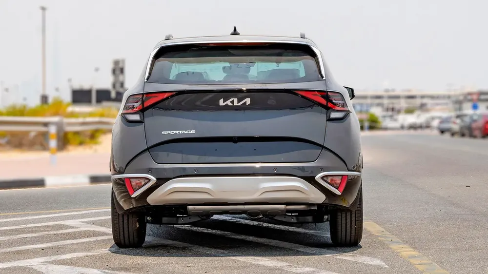 2025 Kia Sportage 1.6L Petrol AT with Panoramic Sunroof - Image 5