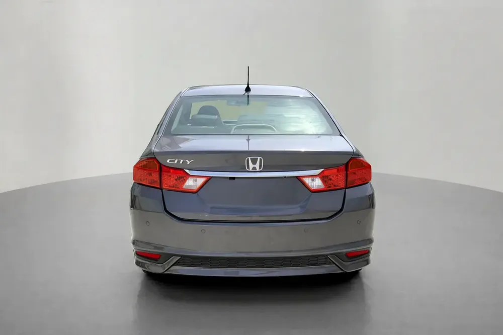 Honda City 2019 | Warranty till 2027 |  GCC Specs | Full Option | Navigation - Image 5