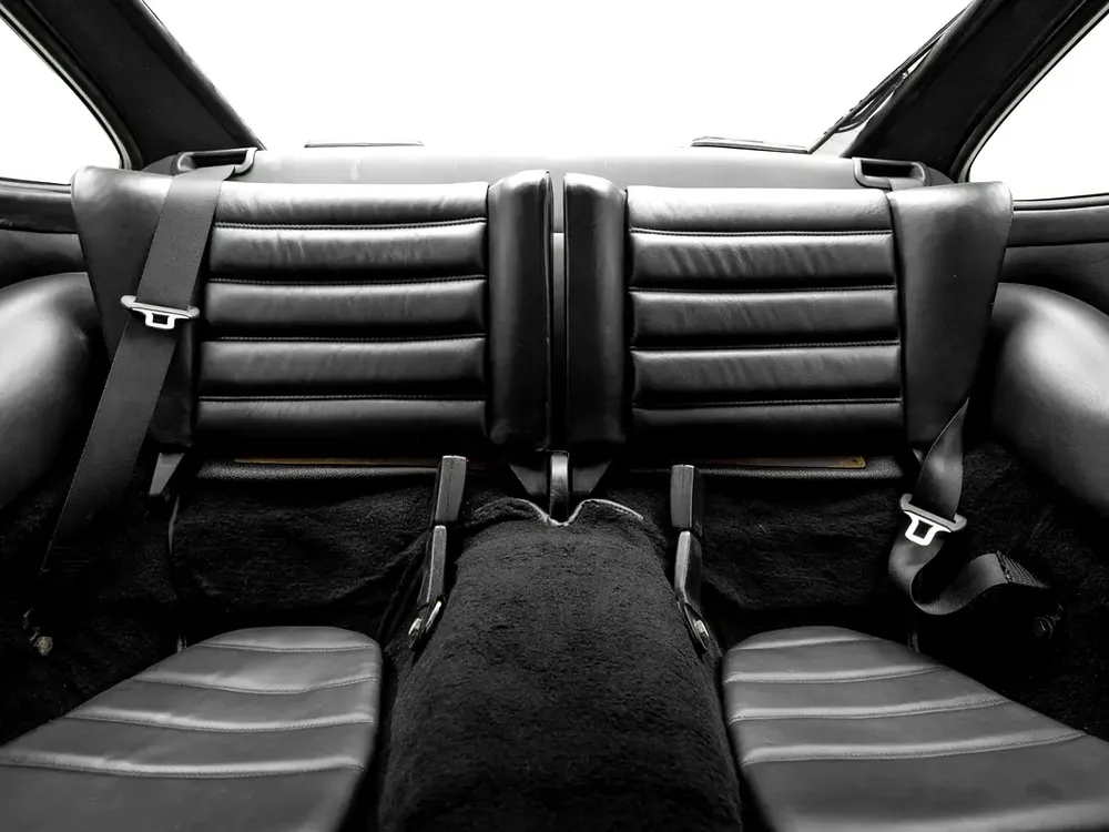 1993 | Porsche  |964 Turbo (with Turbo S Factory Kit) Manual Transmission | GCC Spec - Image 16