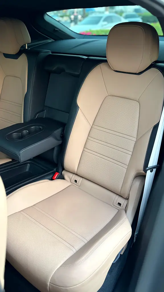 Porsche Cayenne Coupe 2022 GCC zero accident - Image 12