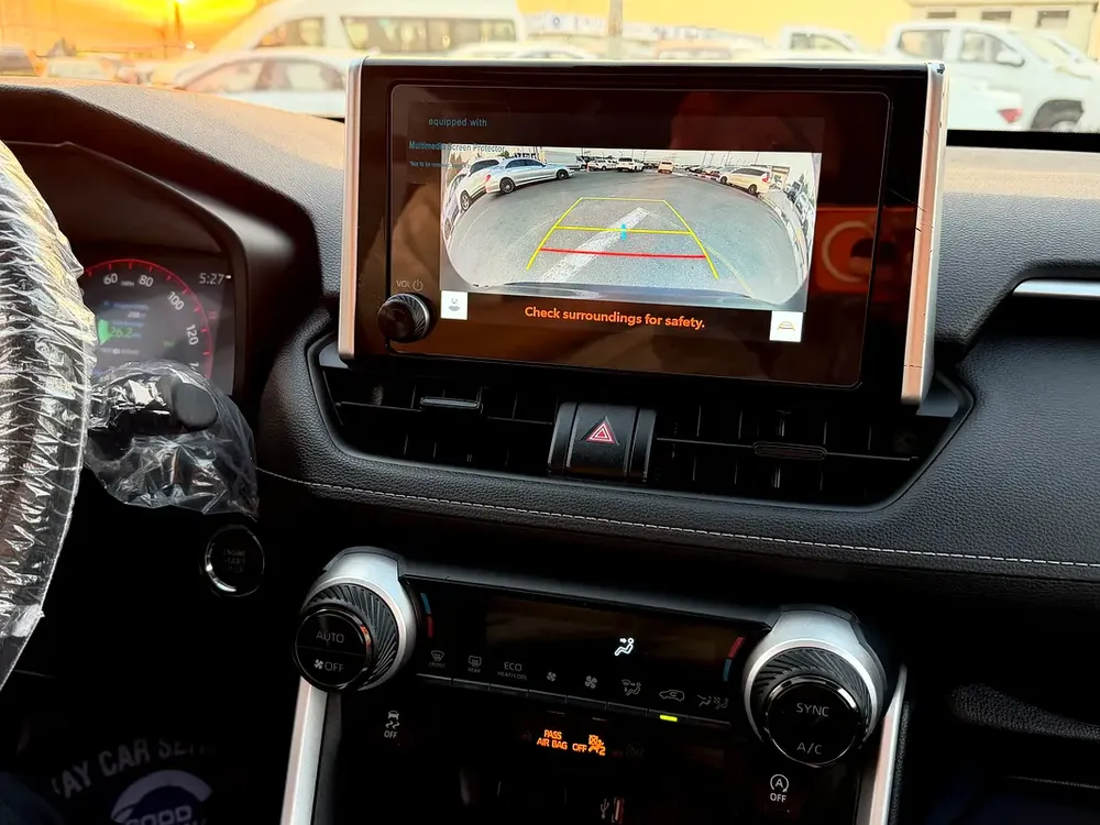 2025 TOYOTA RAV4 XLE XP FULL OPTIONS IMPORTED FROM USA - Image 11