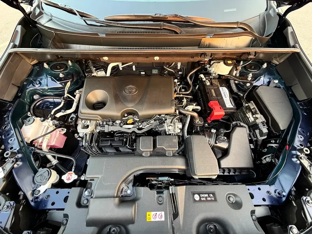 2025 TOYOTA RAV4 XLE XP FULL OPTIONS IMPORTED FROM USA - Image 20