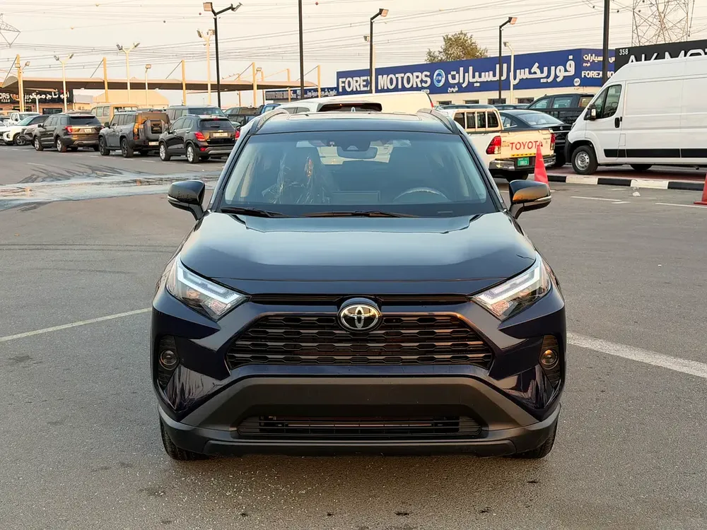 2025 TOYOTA RAV4 XLE XP FULL OPTIONS IMPORTED FROM USA - Image 5