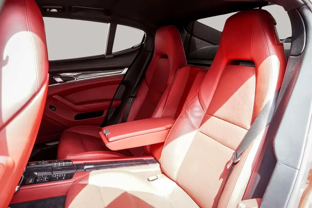 Inspected Car | 2014 Porsche Panamera  | GCC Specs | Ref#441367 - Image 12