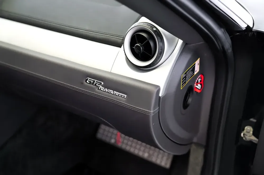 612 SCAGLIETTI - DAYTONA SEATS - TWO TONE INTERIOR - WARRANTY AVAILABLE - Image 14