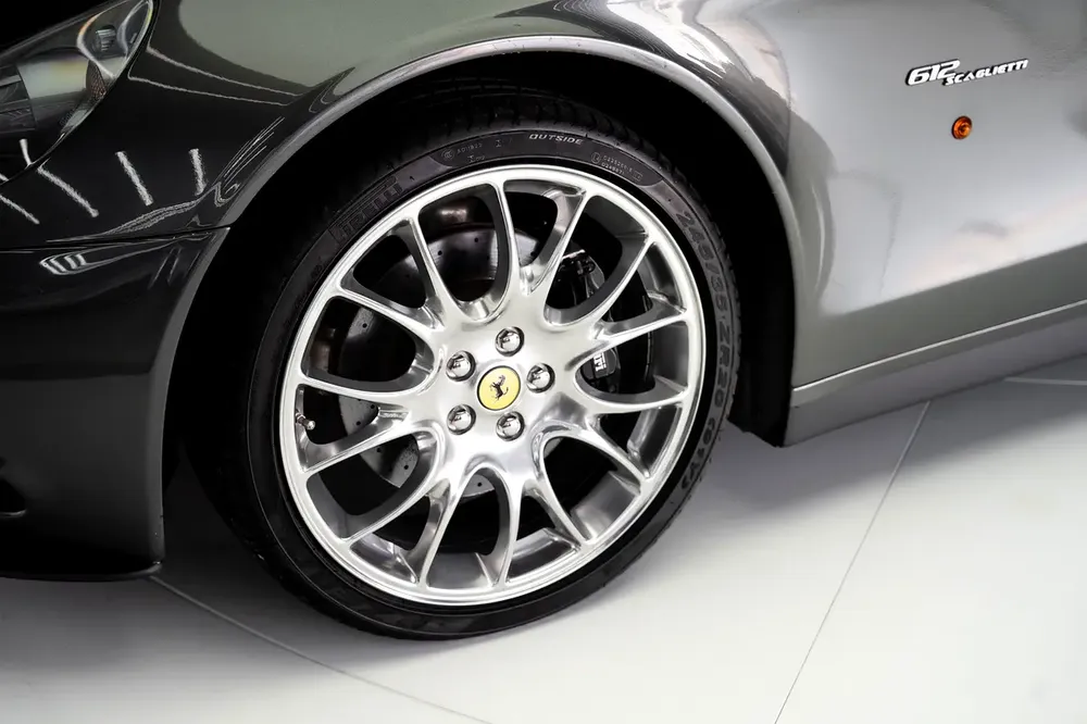 612 SCAGLIETTI - DAYTONA SEATS - TWO TONE INTERIOR - WARRANTY AVAILABLE - Image 6