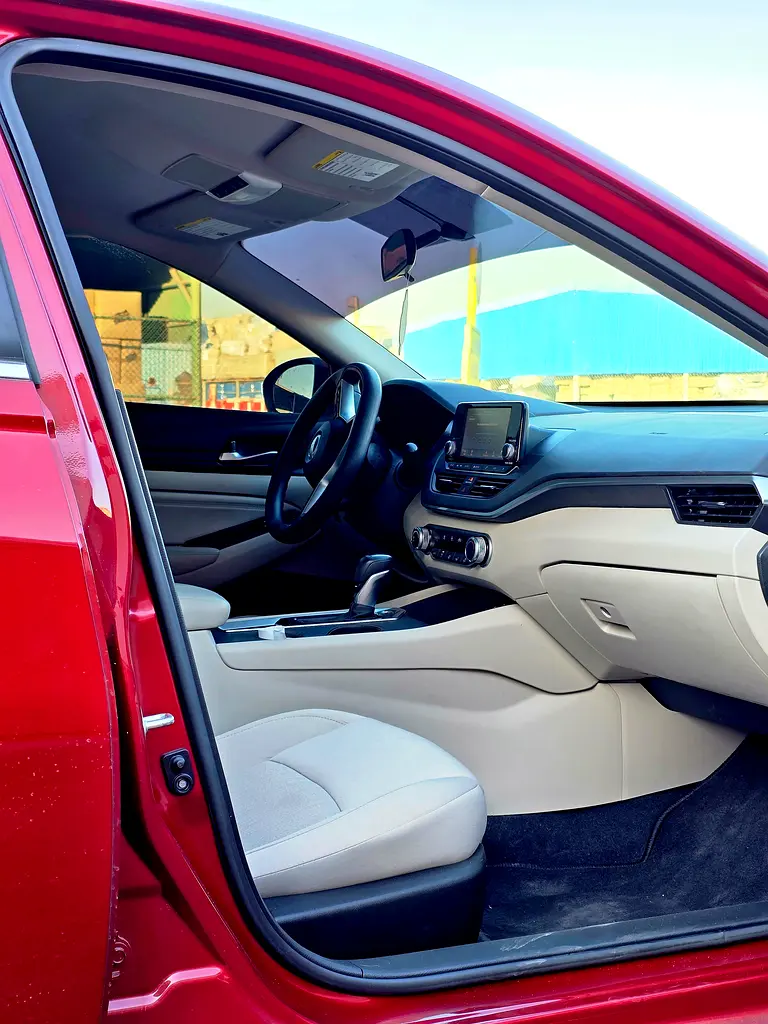 GCC Specs 2021 Altima Excellent Condition with 0% D:P  EMI from 999 Insurance Registration free - Image 5