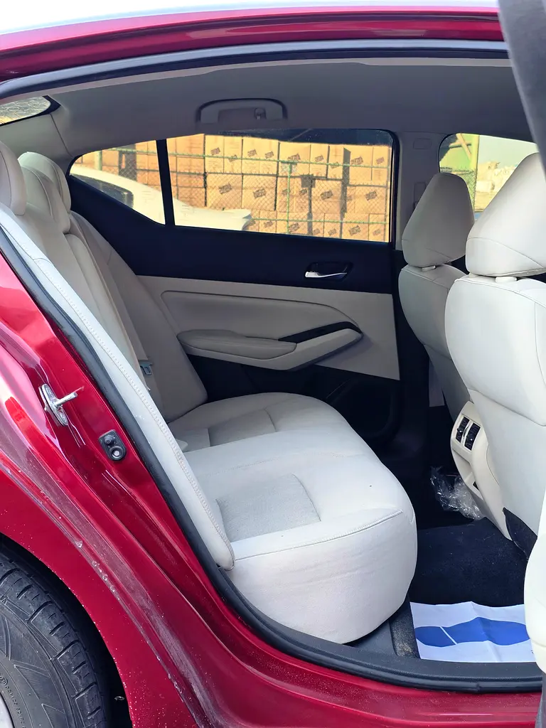 GCC Specs 2021 Altima Excellent Condition with 0% D:P  EMI from 999 Insurance Registration free - Image 7