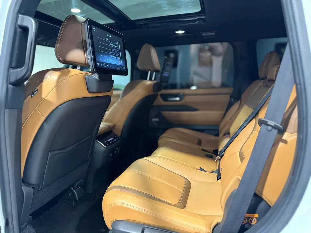 Nissan Patrol SE Titanium | 2025 | GCC Specs | Full Option | Monthly: 4,200AED - Image 17
