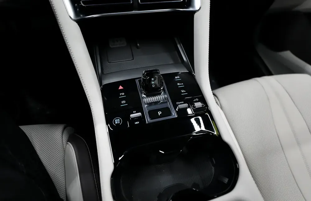 BYD Song Plus DM-i Brand New - Hybrid SUV - Image 12
