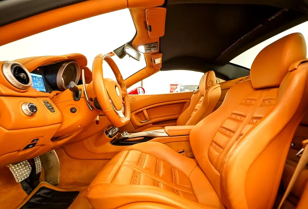AED 5,559 PM | FERRARI CALIFORNIA 2011 | LOW KMS | PRISTINE CONDITION | GCC SPECS | 1 YEAR WARRANTY - Image 5