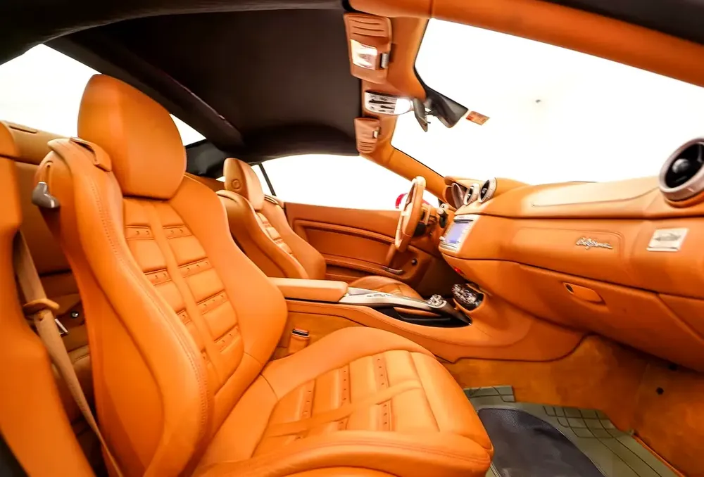 AED 5,559 PM | FERRARI CALIFORNIA 2011 | LOW KMS | PRISTINE CONDITION | GCC SPECS | 1 YEAR WARRANTY - Image 8