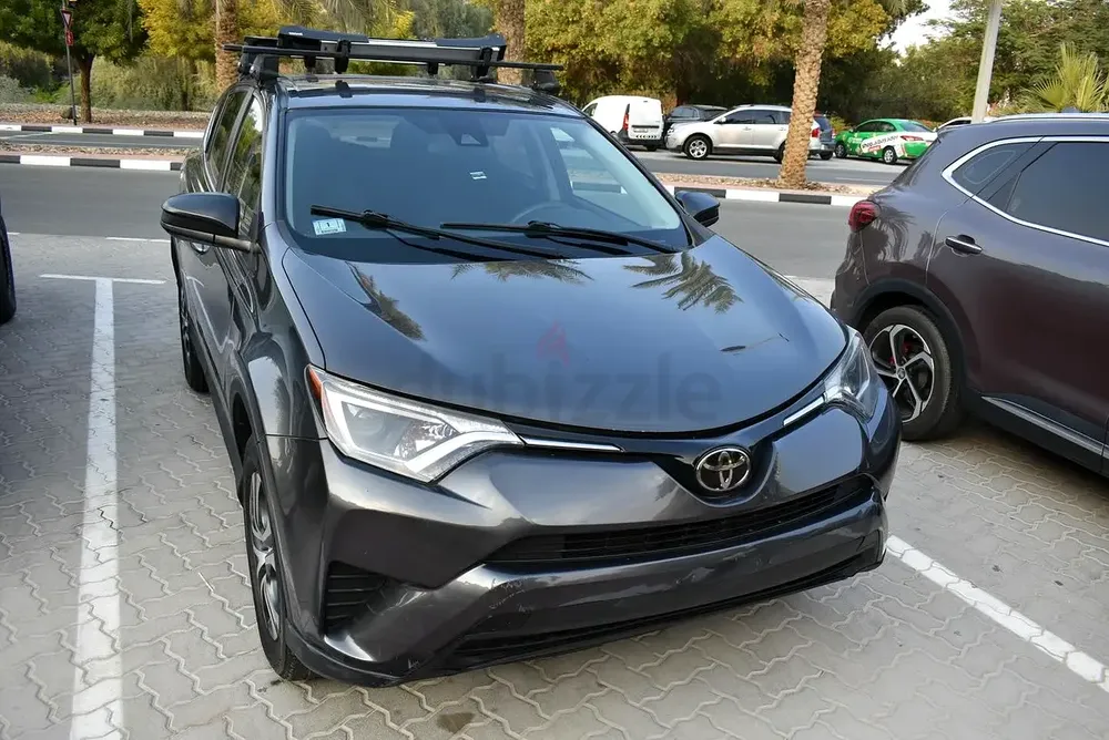 Toyota Rav 4 LE 2018, American Specs - Well Maintained - Image 7
