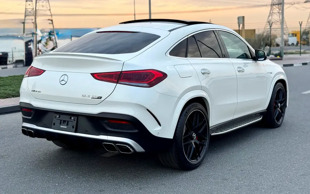 Mercedes Benz GLE63s 2023 - 5A Auction Grade - Japan Import - Clean Title - Image 5