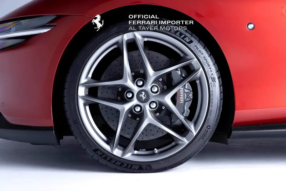 2021 Ferrari Roma - GCC Specs - Image 18
